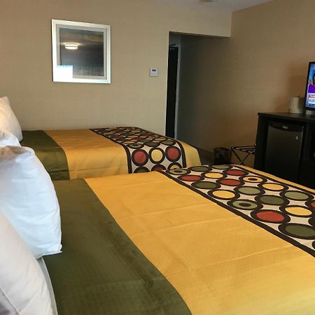Bay Hill Inns & Suites Neepawa Kültér fotó