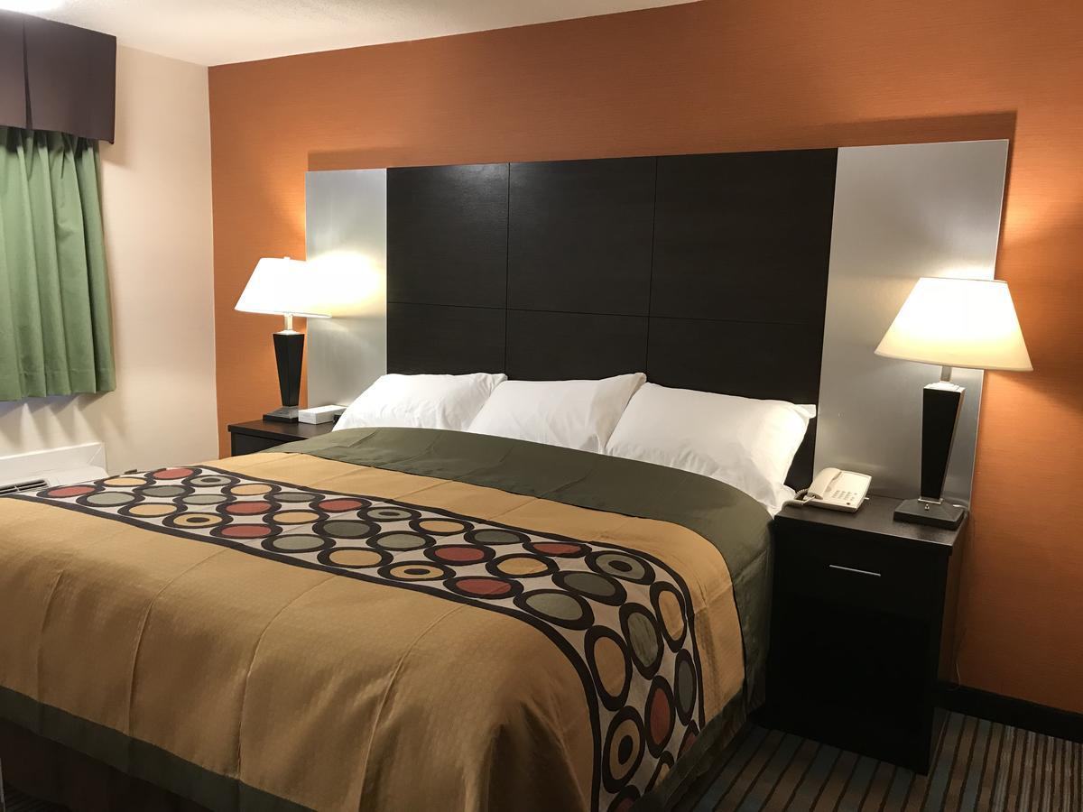 Bay Hill Inns & Suites Neepawa Kültér fotó