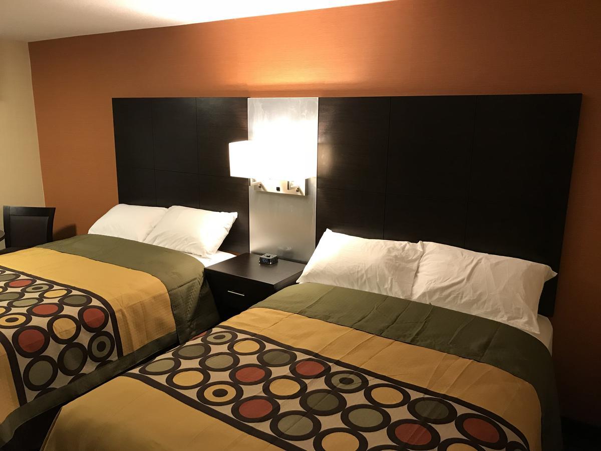 Bay Hill Inns & Suites Neepawa Kültér fotó