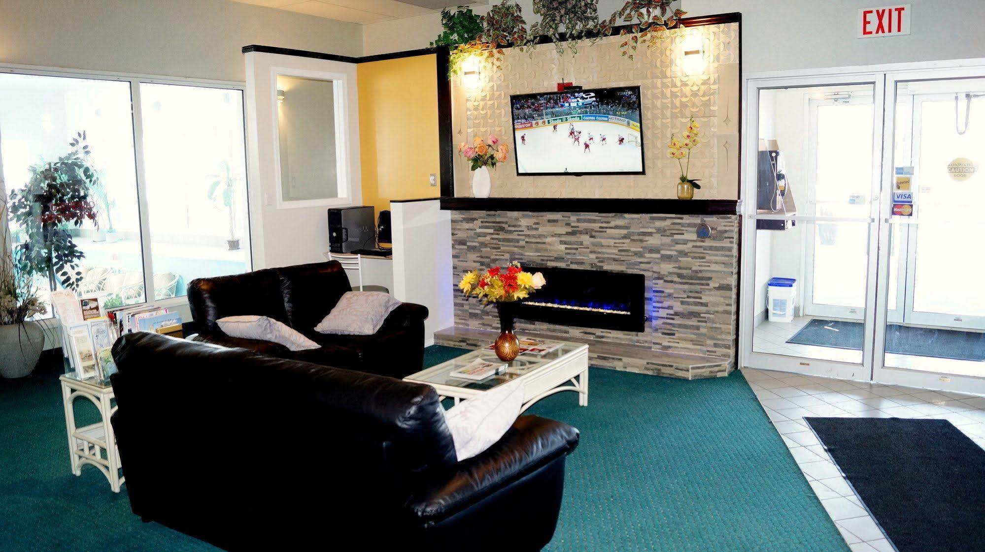 Bay Hill Inns & Suites Neepawa Kültér fotó
