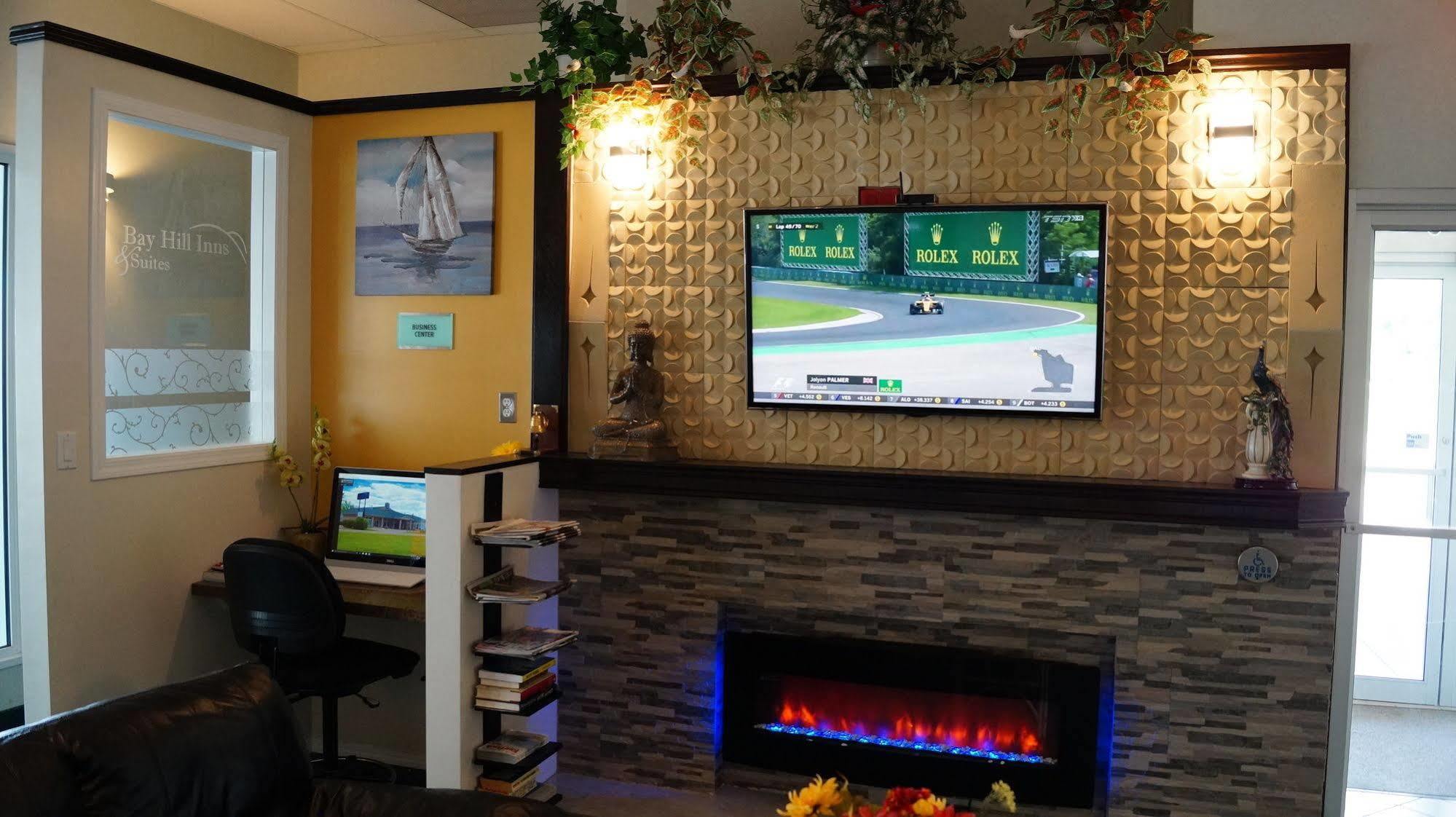 Bay Hill Inns & Suites Neepawa Kültér fotó