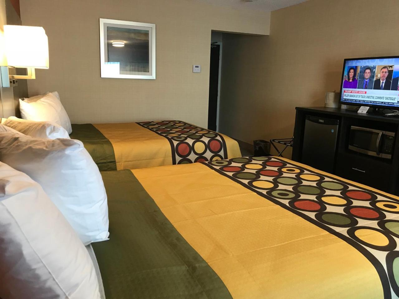 Bay Hill Inns & Suites Neepawa Kültér fotó
